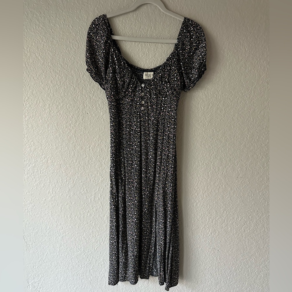Kiss the Sky Black Floral Midi Dress Puff Sleeve Square Neck – Women’s Size L